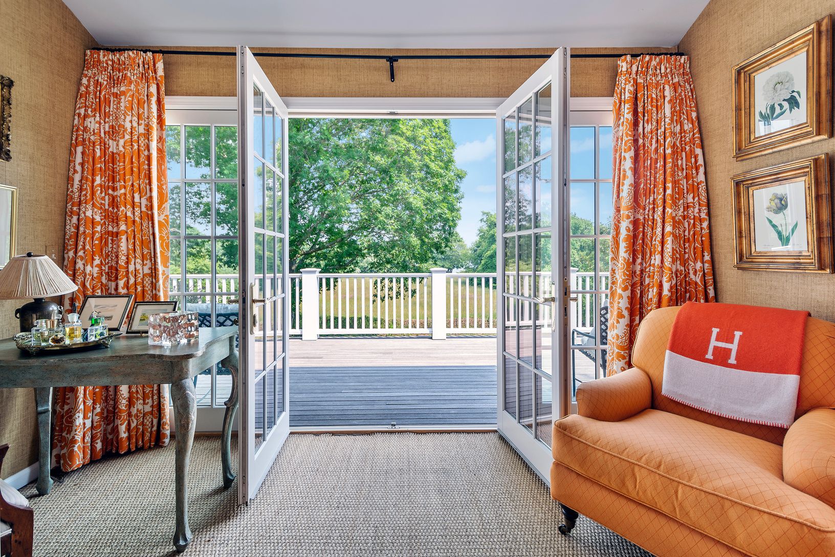 Primary suite outdoor deck