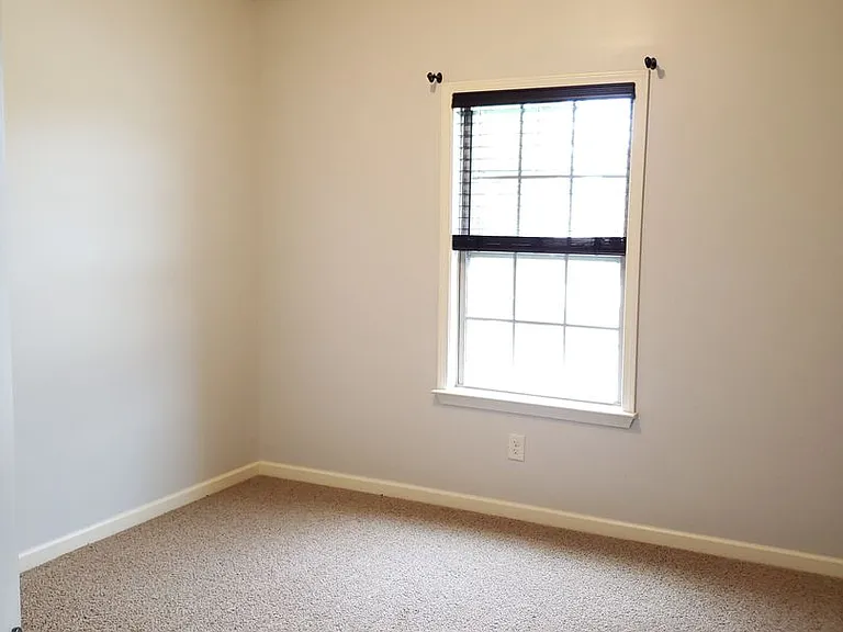 1394 Raven Rd — Photo 19