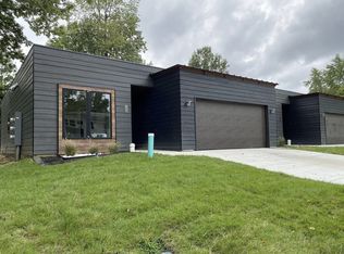 226 Leverette Ln, Edwardsville, IL 62025