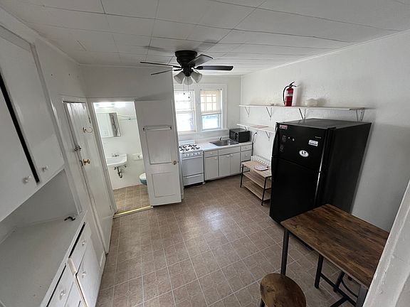 4th image of 29 Ocean Ave APT 3