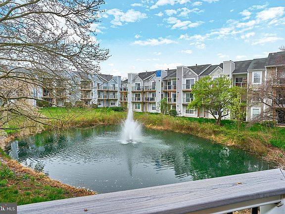 3rd image of 20579 Snowshoe Sq Unit 201