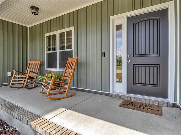5th image of 172 Lea Drive