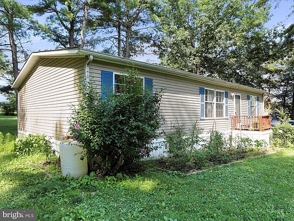 4th image of 1685 Liberty Dr
