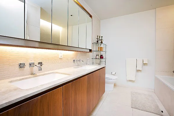 Sold by HighRiseNY | media 8