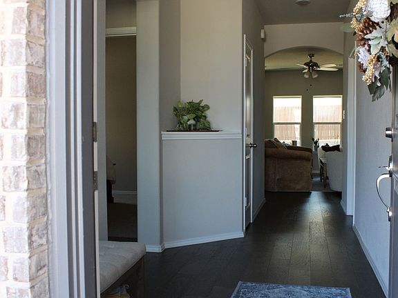 4th image of 709 Long Iron Dr
