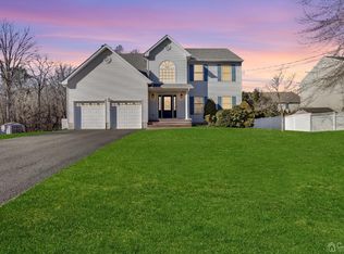 64 Avenue H, Monroe Township, NJ 08831