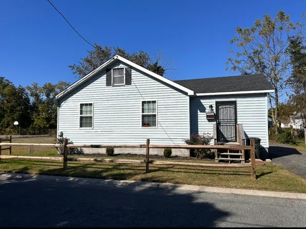 722 6th St, Pocomoke City, MD 21851