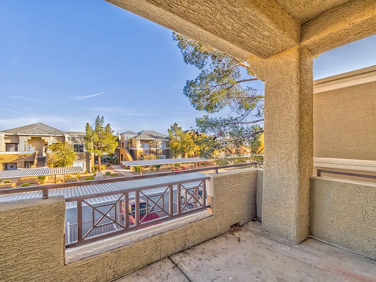 8070 W Russell Rd #2030 — Photo 13