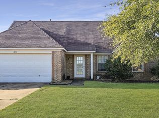 3897 Shae Pierce Dr, Southaven, MS 38671