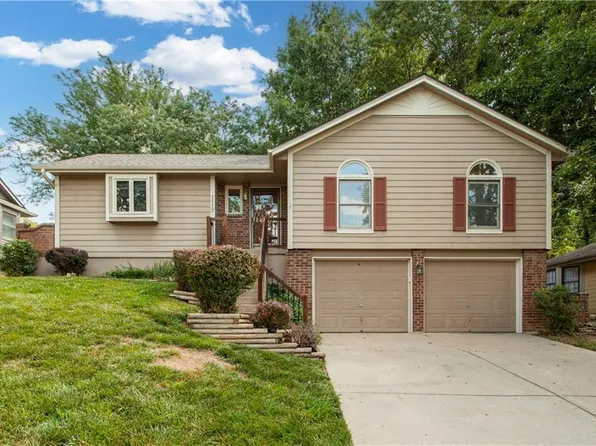 1112 SW 24th Street Ct, Blue Springs, MO 64015