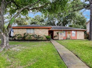 7703 Sunbonnet Ln, Houston, TX 77064
