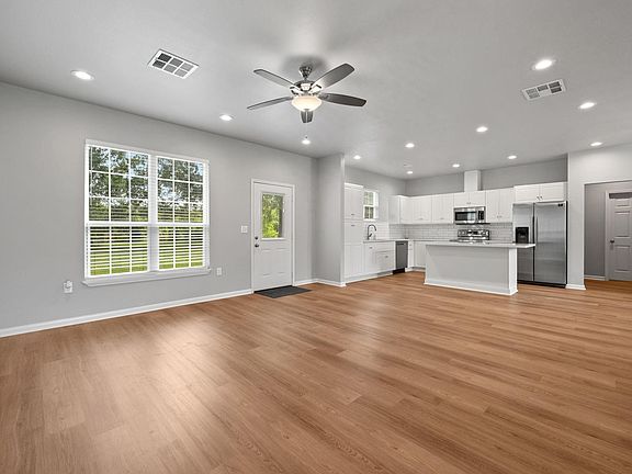 5th image of 28071 Ivy Oaks Ln