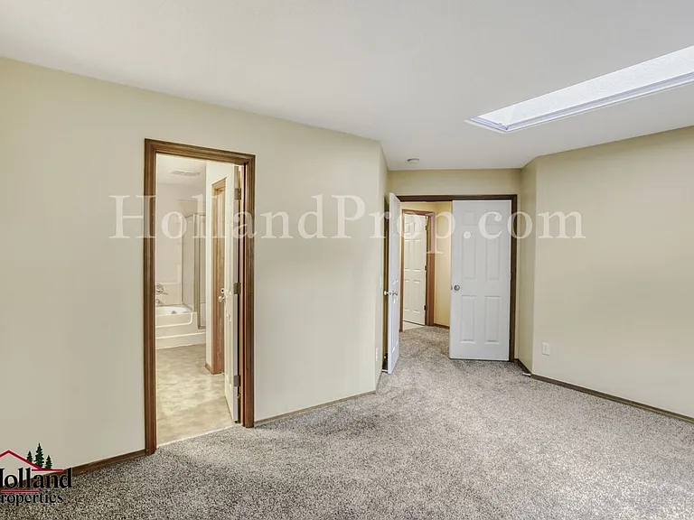 12712 SW Rocky Mountain Ct — Photo 12