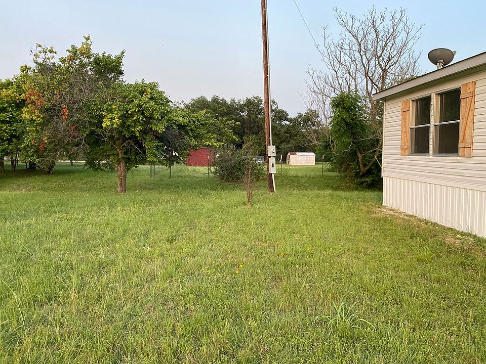 2nd image of 360 Rangeland Rd