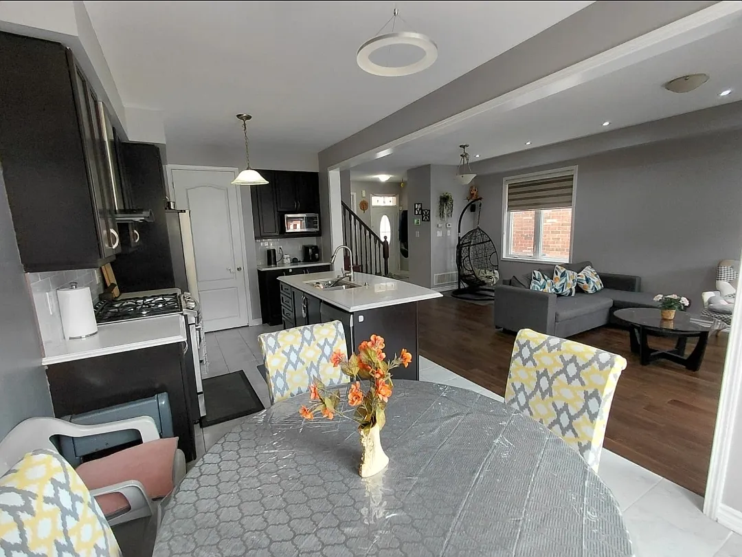 Building Photo - 30 Polstar Rd