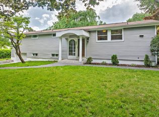 2821 Holly Dr, Yorktown Heights, NY 10598