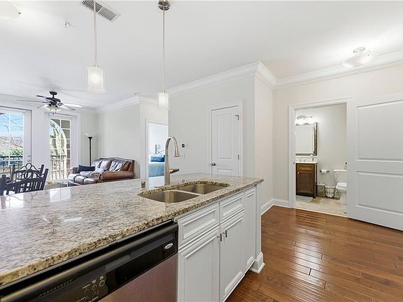 5th image of 901 Abernathy Rd NE APT 2190