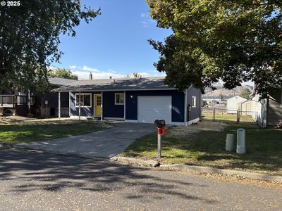 1004 22nd St, La Grande, OR, 97850