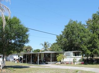 915 Nobles Pl, Labelle, FL 33935