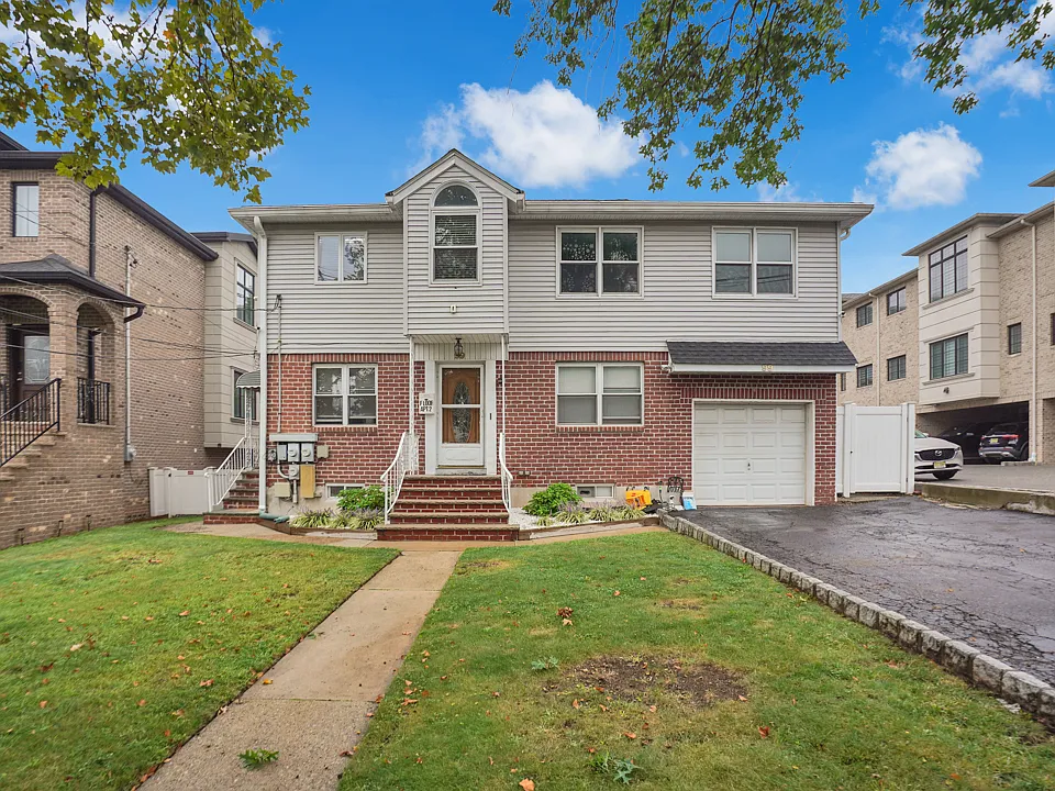 99 W Edsall Blvd #2