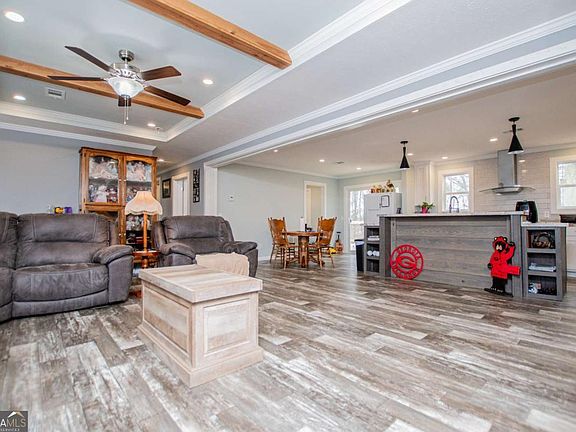 4th image of 3000 Clem Lowell Rd