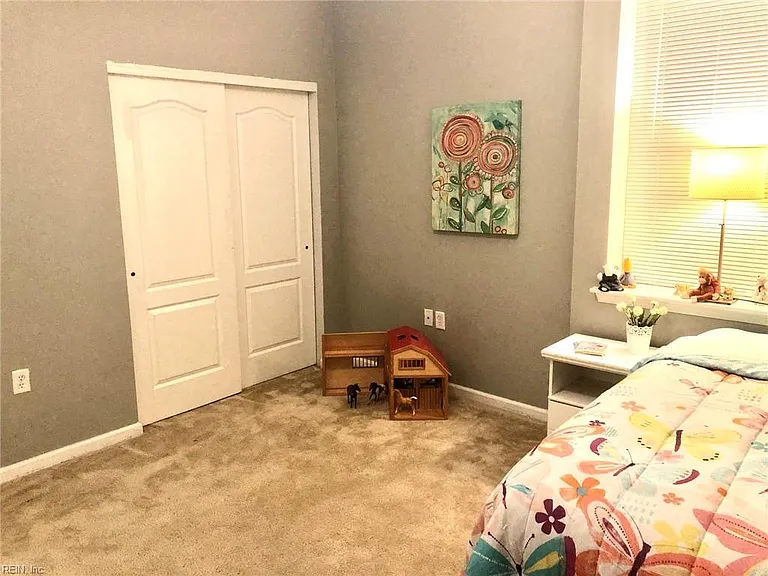 920 Southmoor Dr #204 — Photo 9