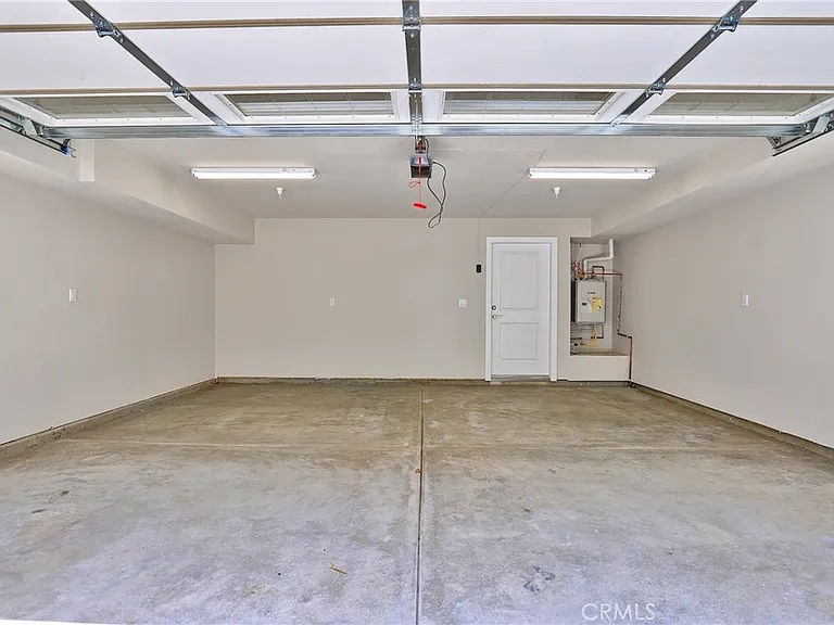 9 Oakmont Ln — Photo 50