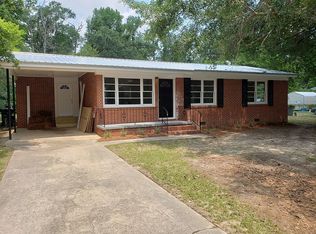 212 Country Club Rd, Dublin, GA 31021