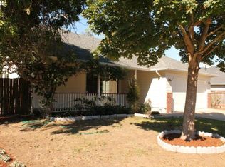 583 N 1st St, Creswell, OR 97426