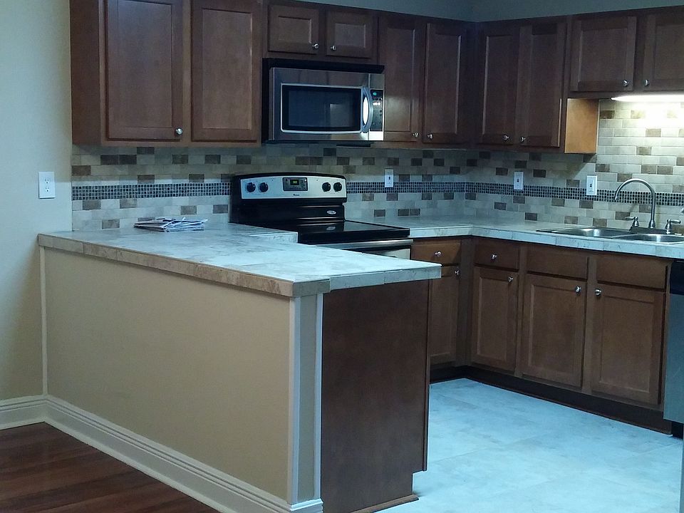 1st image of 1016 W 22nd Ave #1016