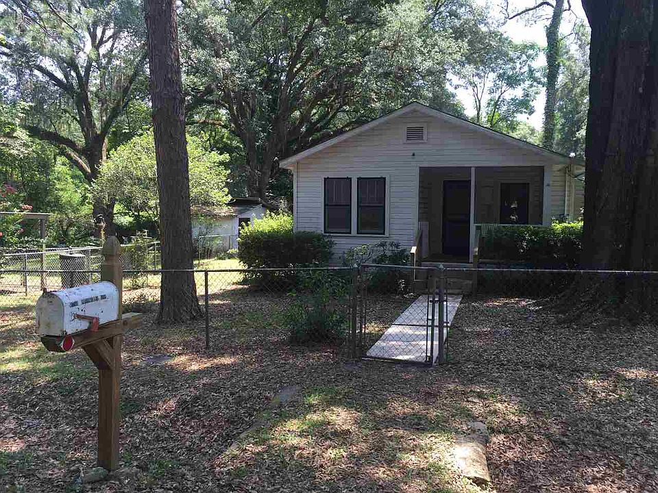 1st image of 4713 Poinsetta Ave