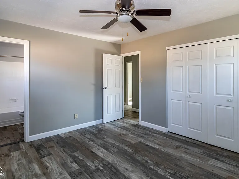 372 Redbud Pl — Photo 16