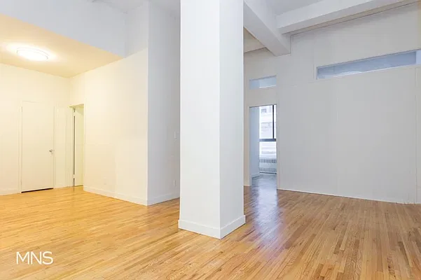 Rented by MNS Marketing | media 8