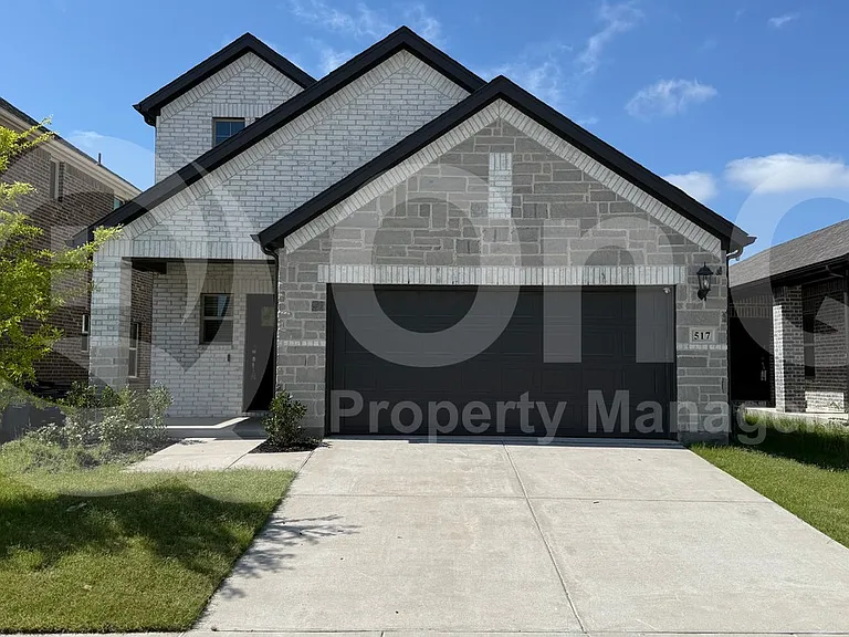517 Ridgedale Dr — Photo 1