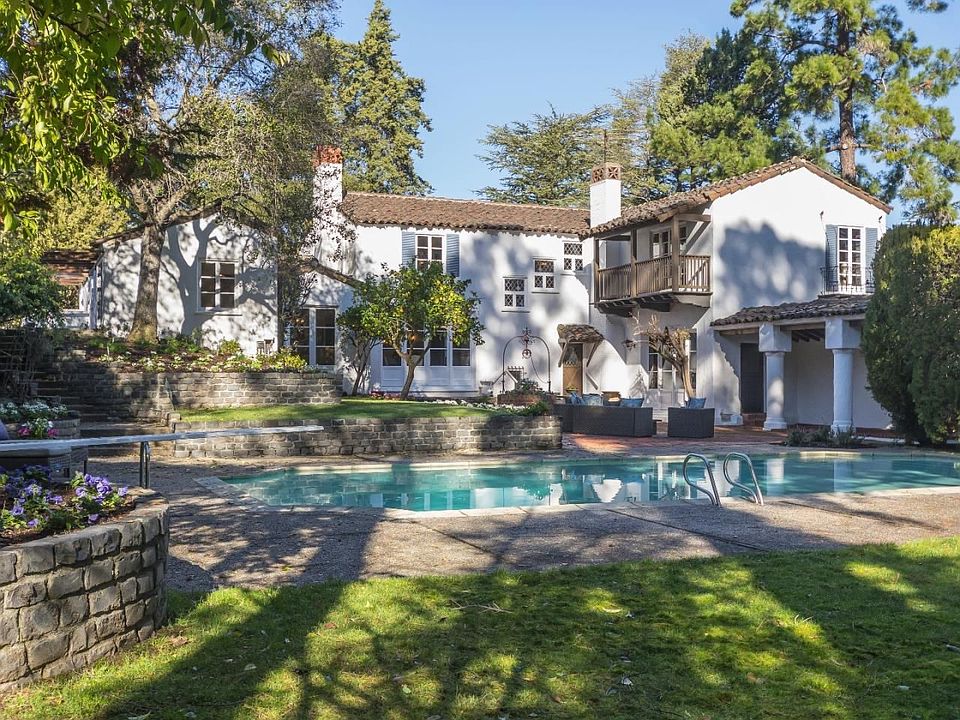 1st image of 810 Lombardi Ln