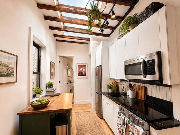 3rd image of 58 Kenmare St APT 20