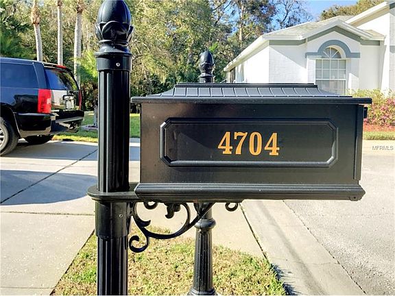 5th image of 4704 Stonebriar Dr