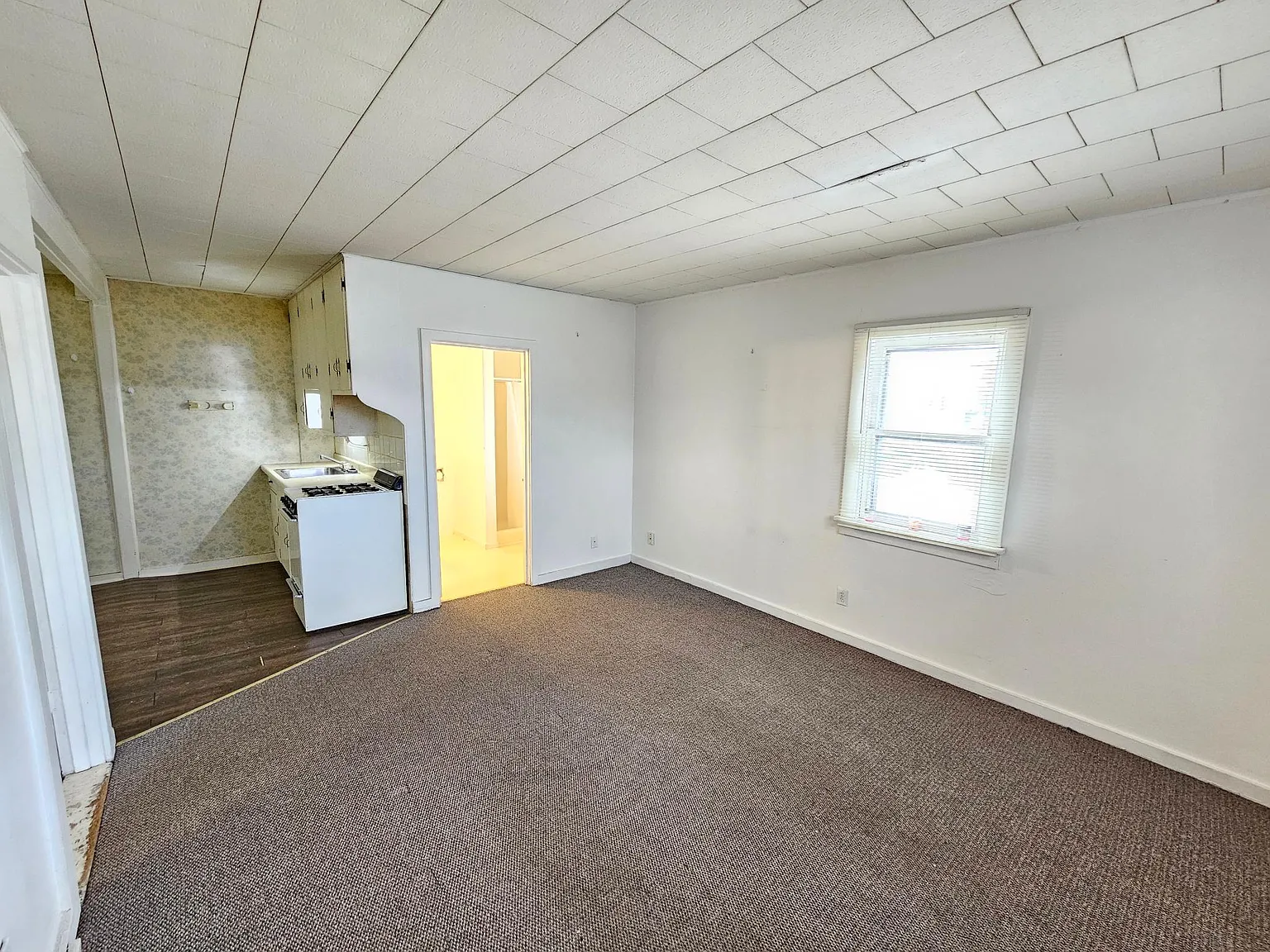1 bed, 455 sqft, $680 — Photo 2