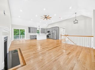 6 McHugh Ave, Billerica, MA 01821