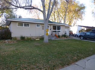 675 N 9th St, Lander, WY 82520