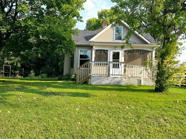 125 Parkview St E, Thief River Falls, MN 56701