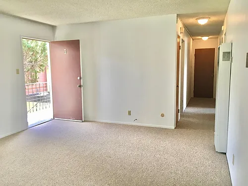 3424 Yosemite Ave Photo 1
