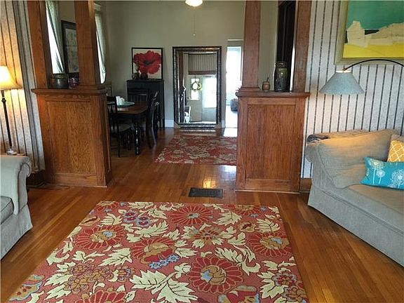 5th image of 2747 Penn St