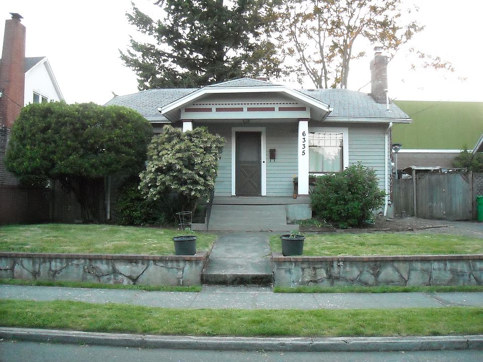nice curb appeal