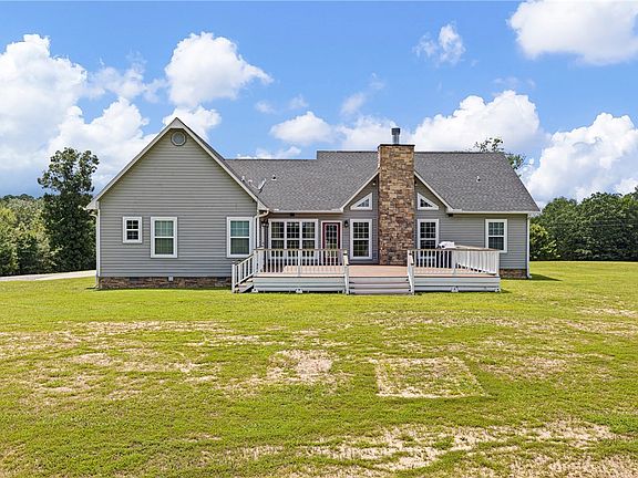 4th image of 292 Water Falls Ln