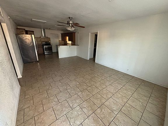3rd image of 874 S Palm Ave