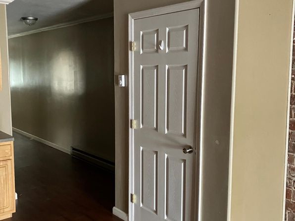 41-43 N Lehigh Ave #1, Frackville, PA 17931