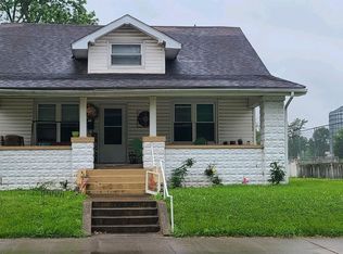 303 W Main St, Washington, IN 47501