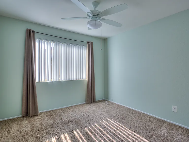 1116 W Blaine St #203 — Photo 20