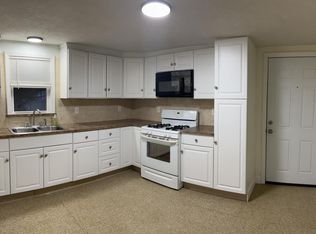 231 Main St FLOOR 2, Hope, RI 02831